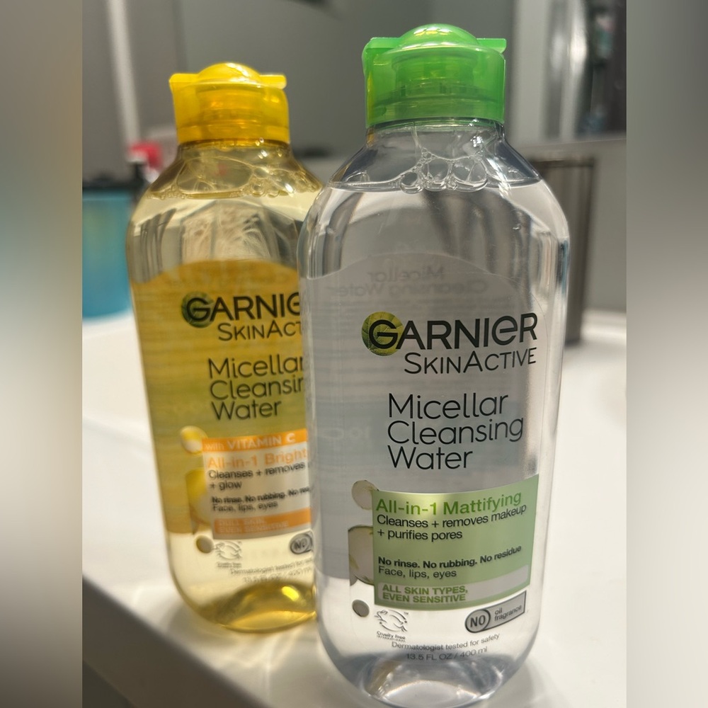 Garnier SkinActive Micellar Cleansing Water Duo - Yellow and Clear
